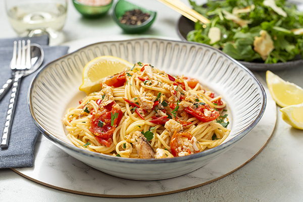 Blue Swimmer Crab Spaghetti with Wine and a Rocket and Shaved Parmesan Salad