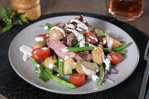 Steak with Potato, Green Beans and Tomato Salad